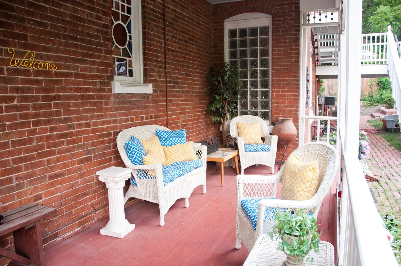 Main Street Inn Parkville Exterior foto